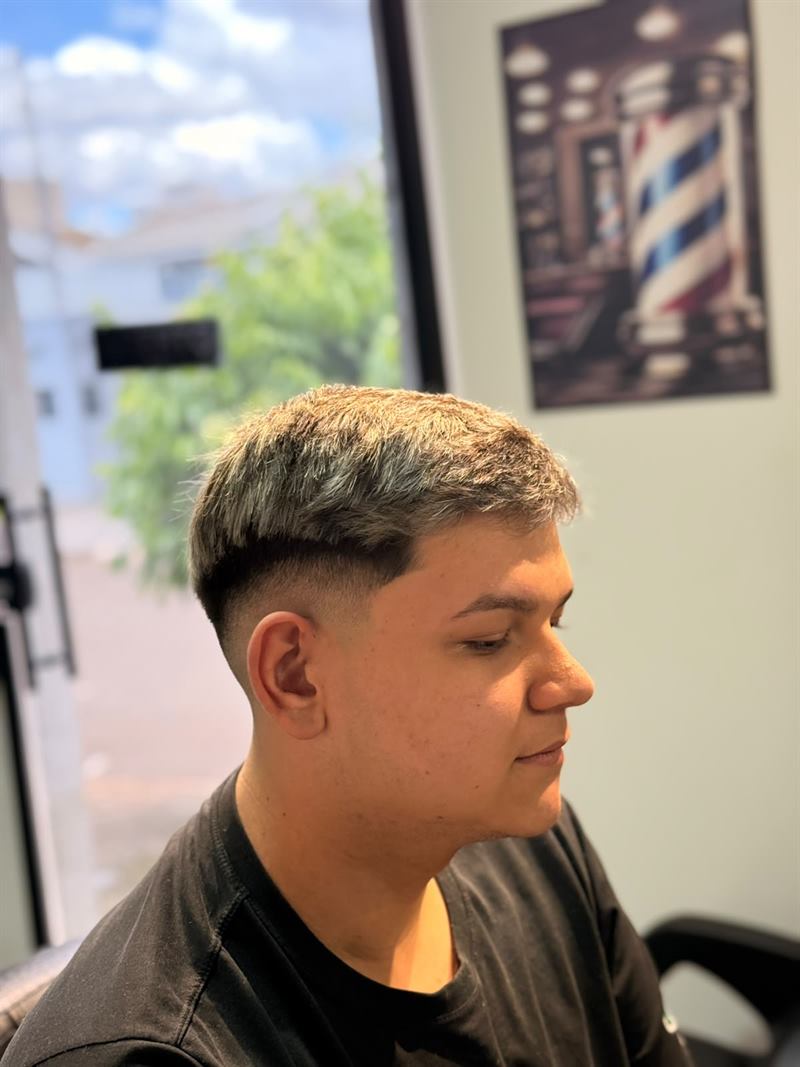 Luzes platinadas com degradê, outro ângulo